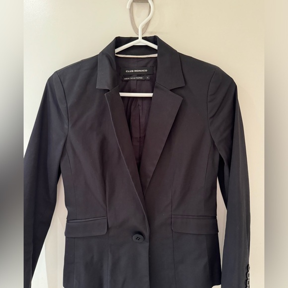 Blazer - Picture 6 of 6